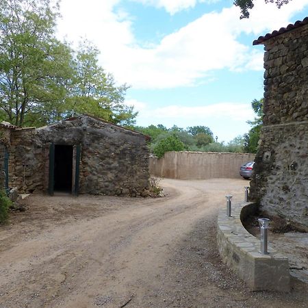 Domaine Des Bruguieres Villa Entrecasteaux Ruang foto