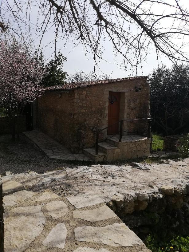 Domaine Des Bruguieres Villa Entrecasteaux Ruang foto