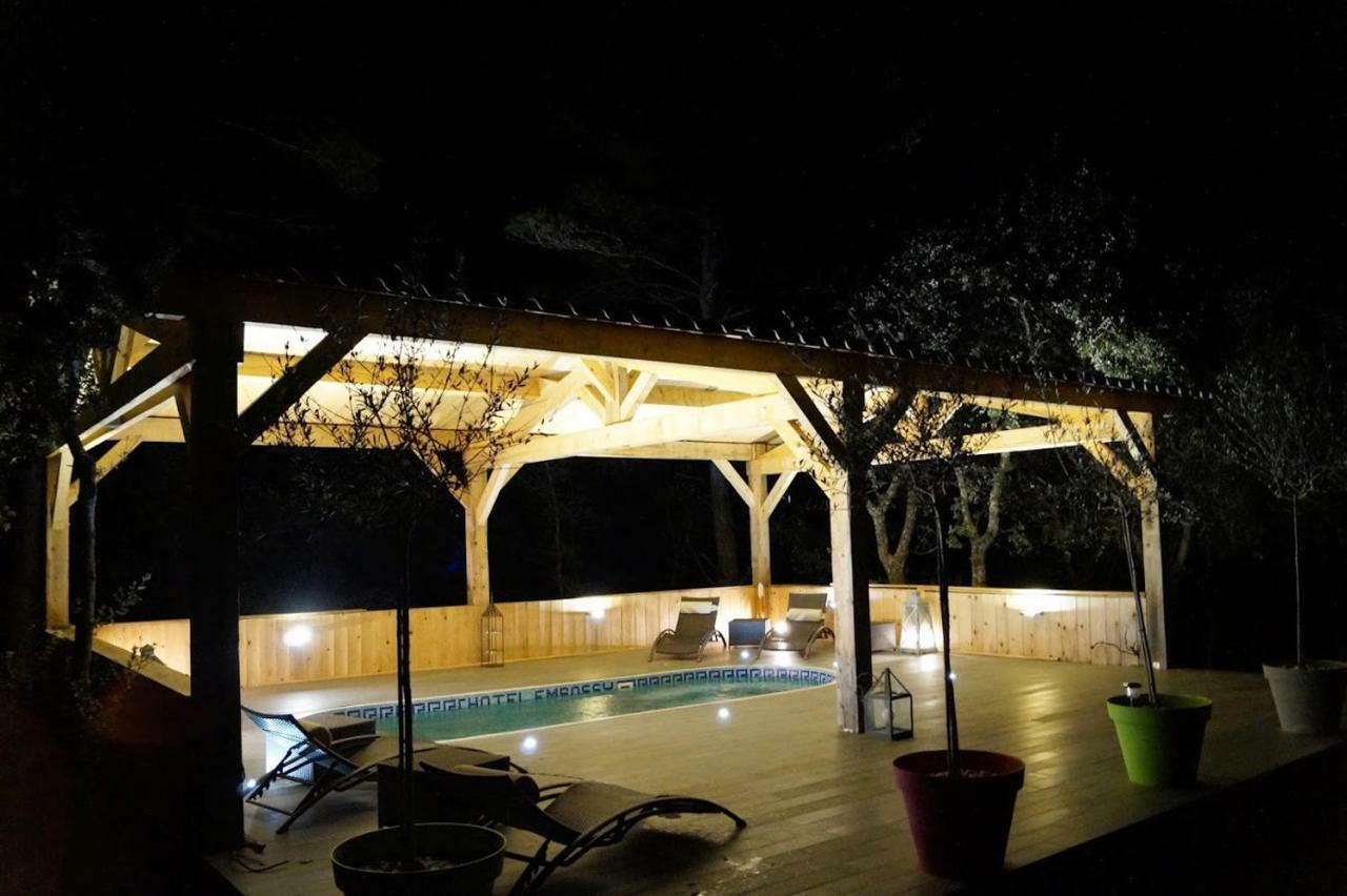 Domaine Des Bruguieres Villa Entrecasteaux Bagian luar foto