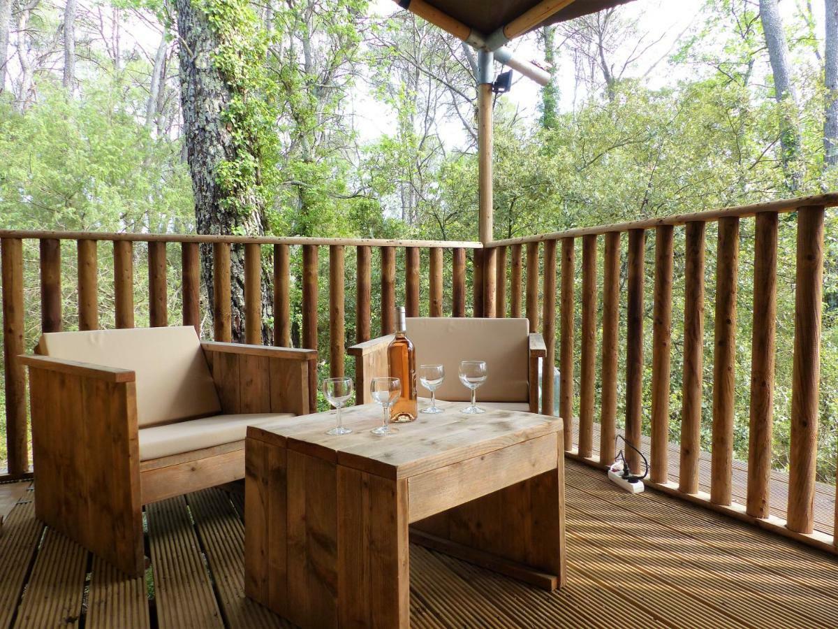 Domaine Des Bruguieres Villa Entrecasteaux Bagian luar foto