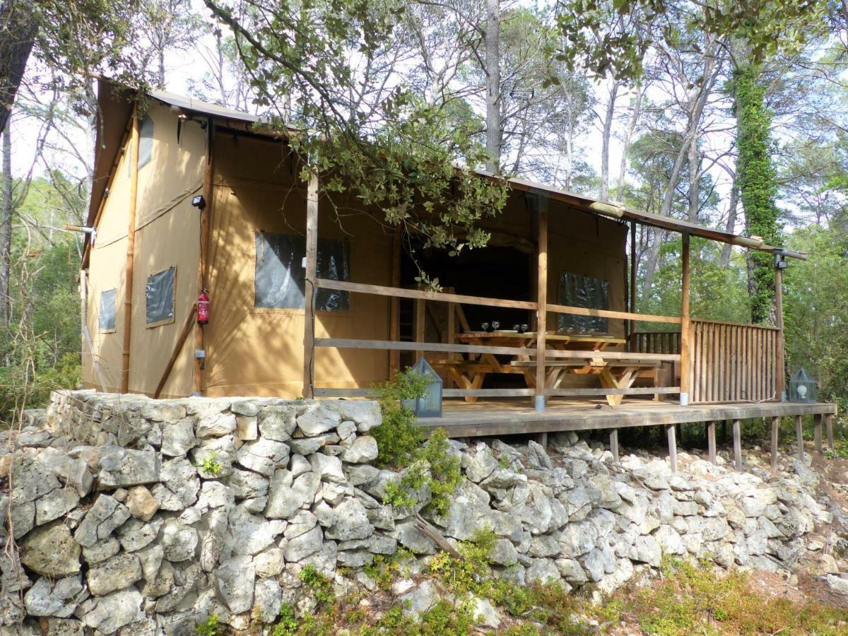 Domaine Des Bruguieres Villa Entrecasteaux Bagian luar foto